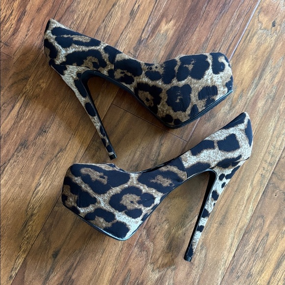LISTEN Leopard Satin Stiletto Pump Lace-Up Women Steve Madden Jancey Leopard Print Heel Size 8